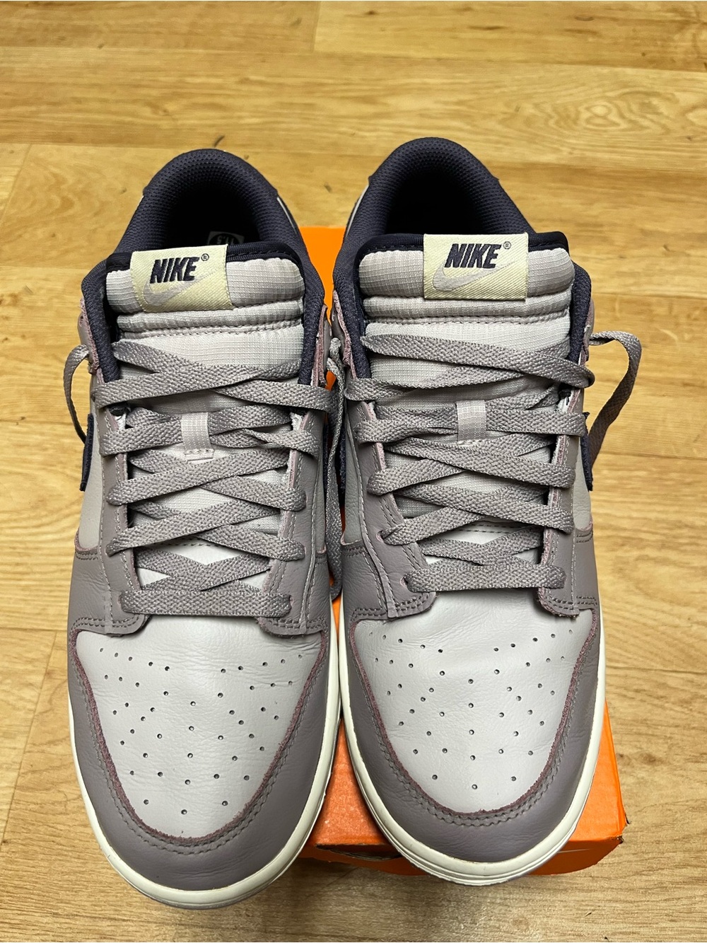 Nike Men’s Low-Top Sneakers in Gray and Navy